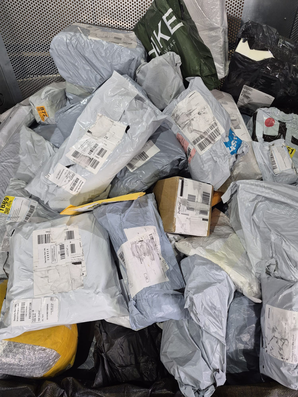 10 Amazon DHL Hermes Secret Retouren Mystery Packs Pakete nicht zugestellt
