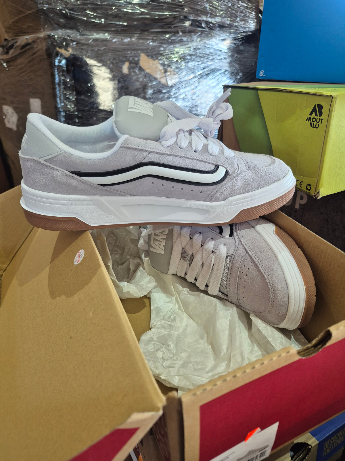10er Schuh-Paket Marken-Mix – Premium Restposten & Retouren